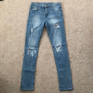 Slim - Light Wash - Skinny Jeans